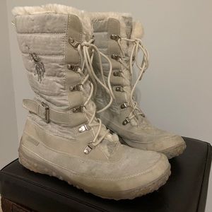 Beautiful Polo cream snow boots.Size 10.Light wear